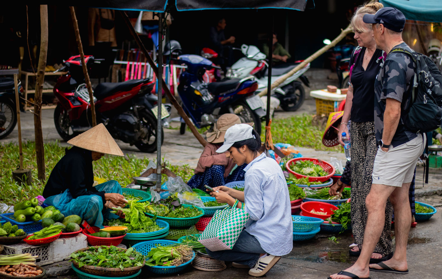 Hoi An Cooking Class with Market Tour and Basket Boat Experience
