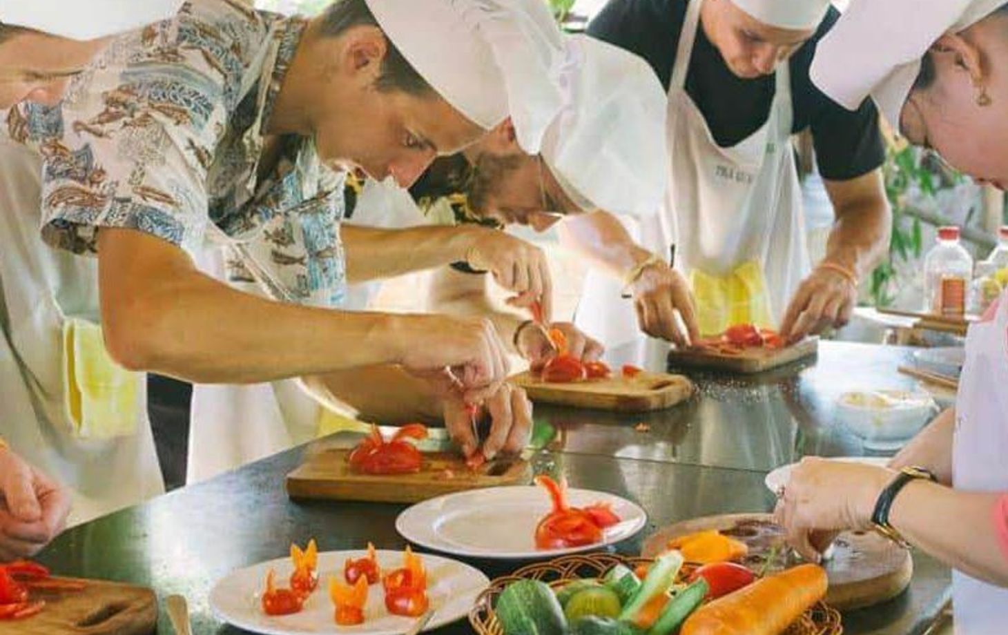 Vietnamese Countryside Experience: Market Tour, Basket Boat Ride, and Cooking Class