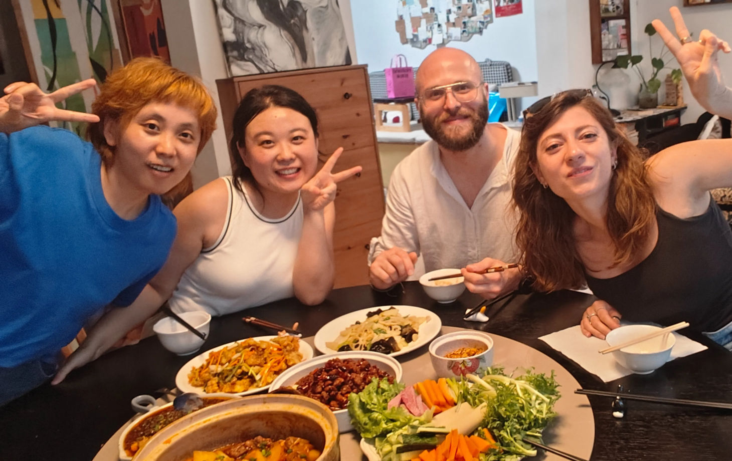 Home Dining: Sichuan & Northeast Chinese Dinner in a Local Chengdu Apartment