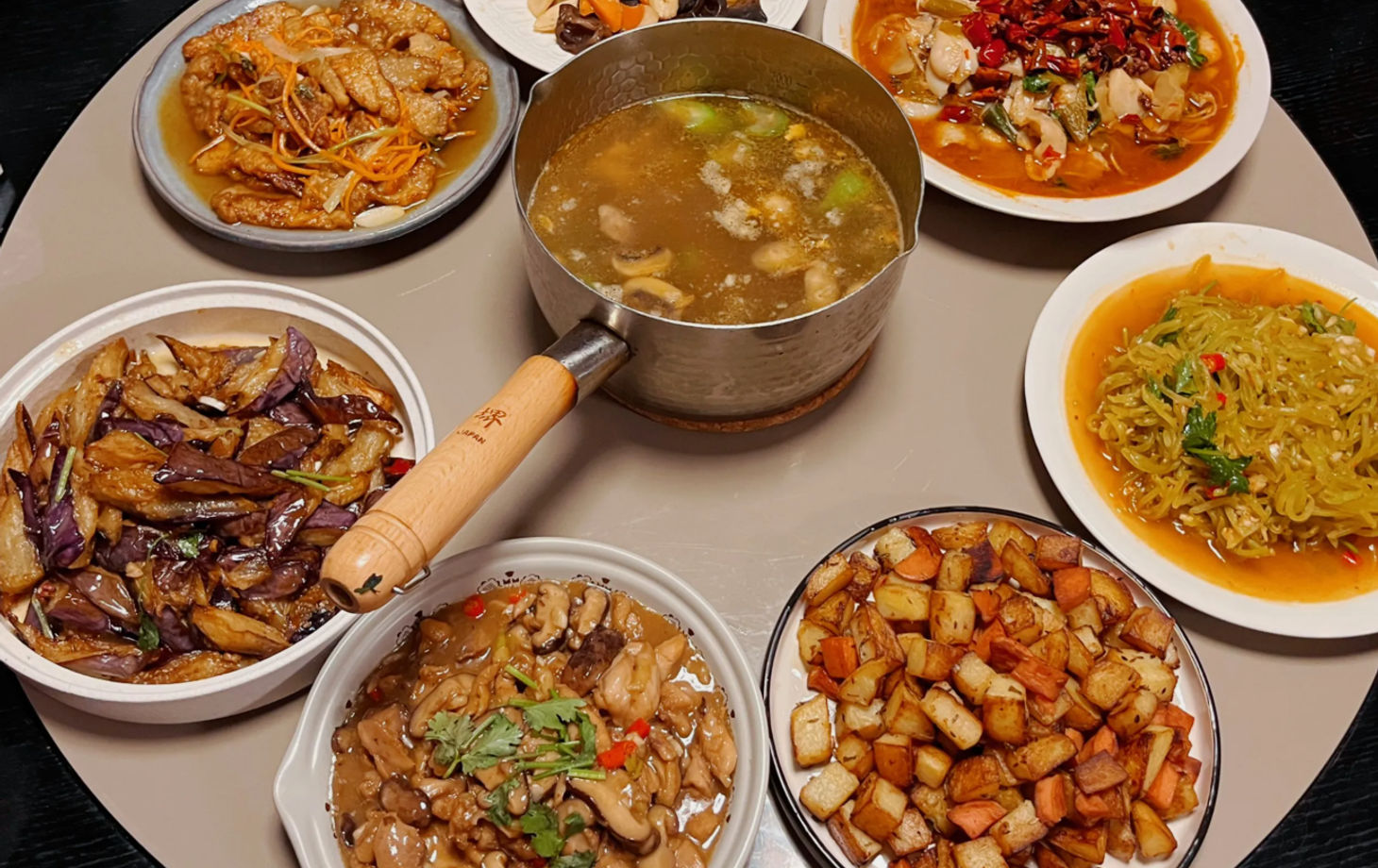 Home Dining: Sichuan & Northeast Chinese Dinner in a Local Chengdu Apartment