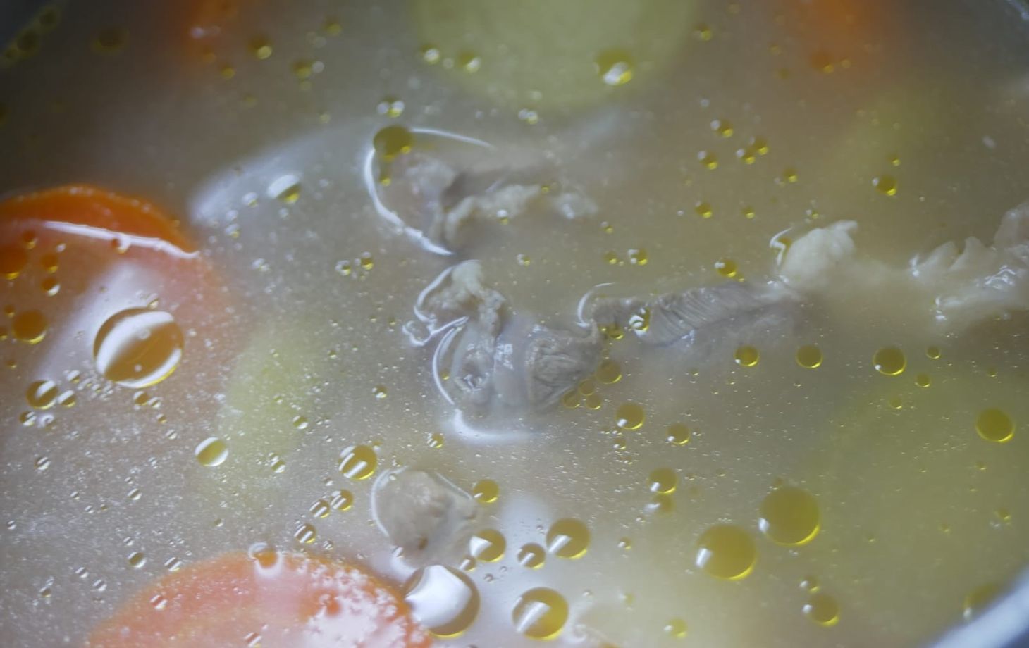 Gesunder Kochkurs nach Hongkonger Art: Suppe, Congee und chinesischer Blütentee