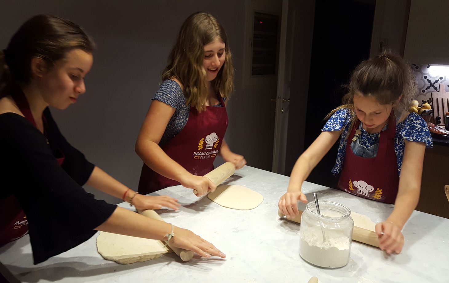 Traditional Pizza and Gelato Making Class in Rome near Piazza Navona