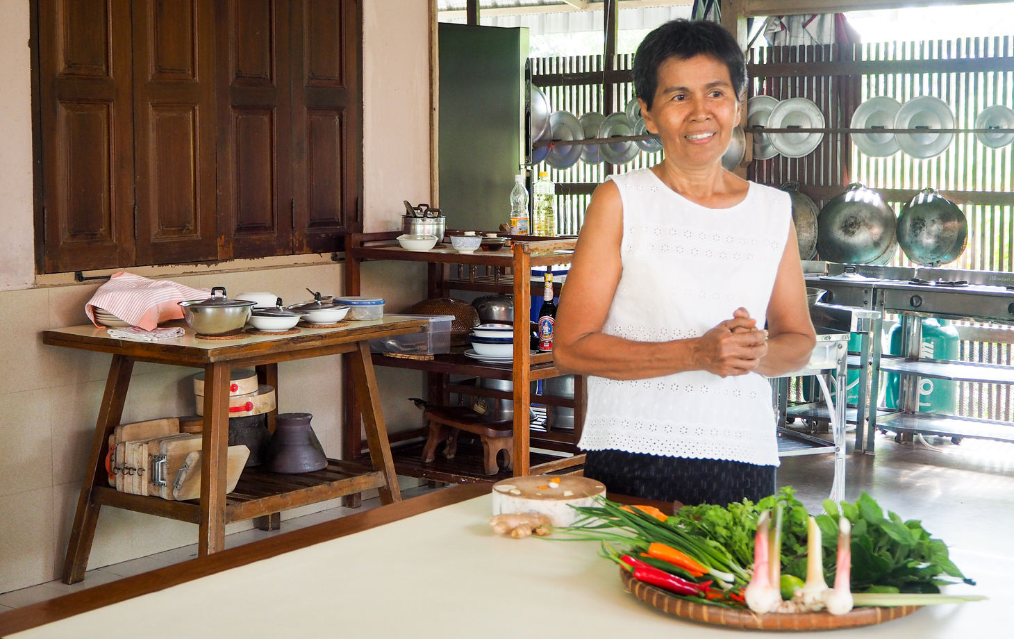 Une nuit dans une maison traditionnelle thaïlandaise avec cours de cuisine, croisière sur les canaux et découverte du...