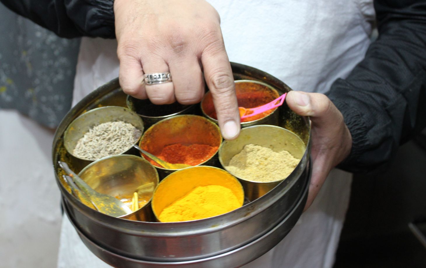 Hands-On Cooking Experience with a Local Family in Jaipur