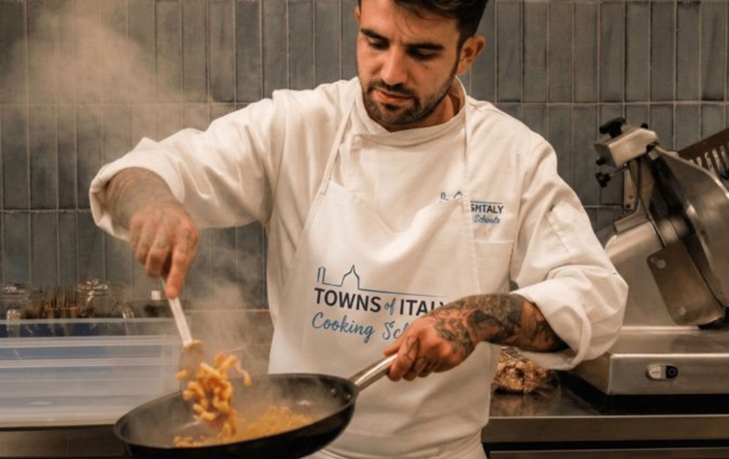 Sérénade italienne à Rome : dîner-spectacle culinaire en direct avec musique