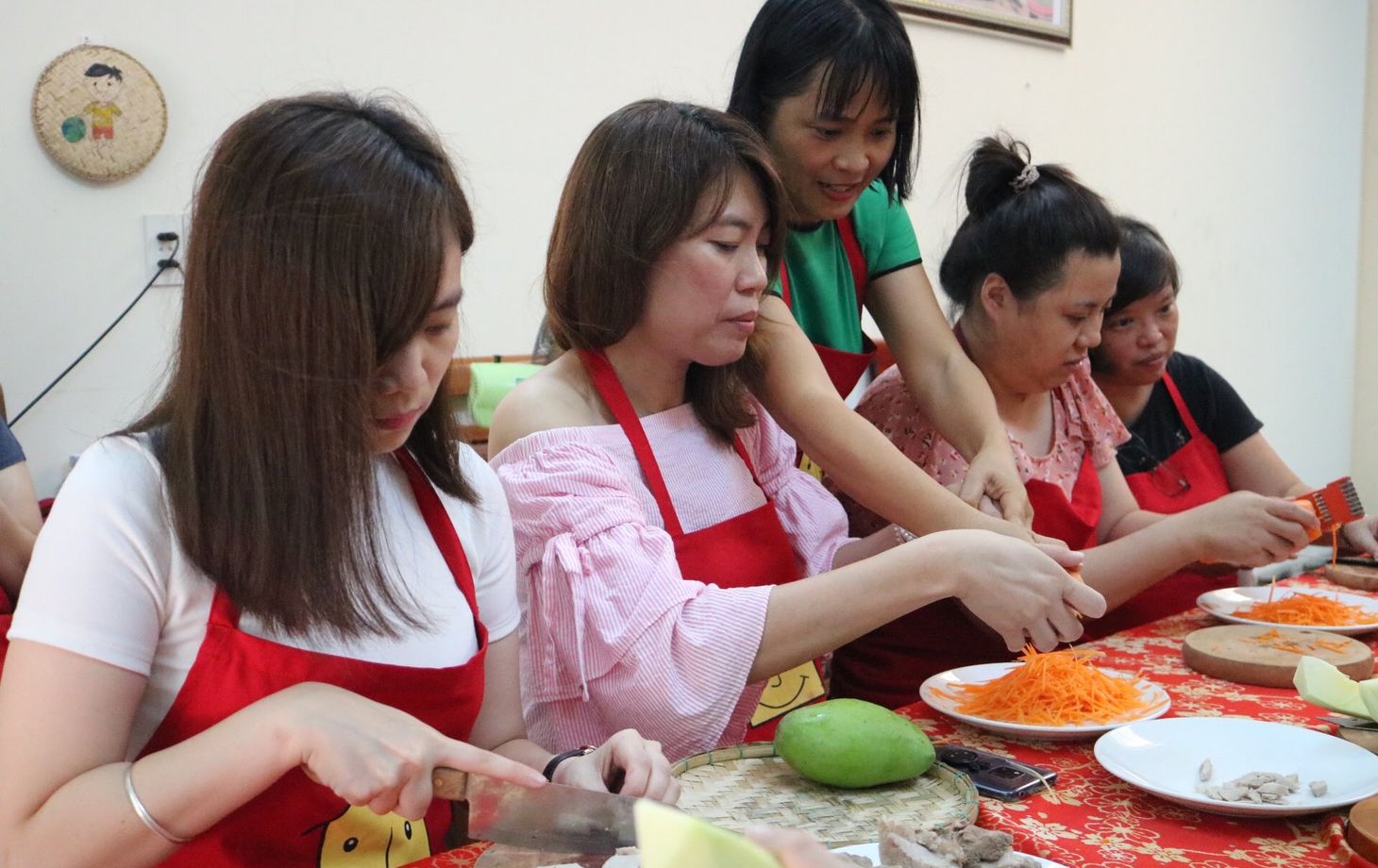 Jolie Da Nang Cooking Class with Organic Garden and Market Tour