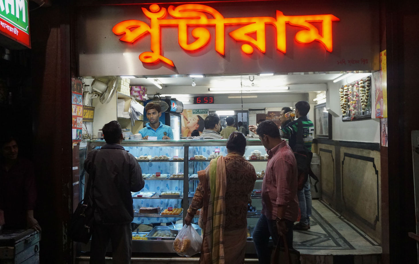 Kolkata Uptown 15-Taster Food Tour