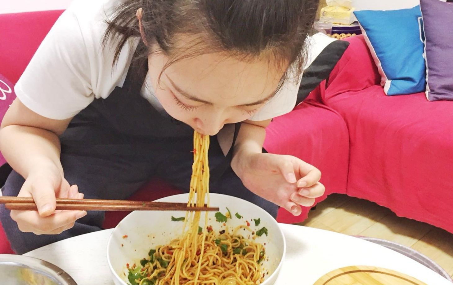 Learn Cold Noodle And Wolf-Tooth Potato At Local House