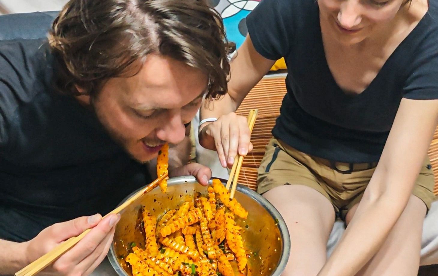 Learn Cold Noodle And Wolf-Tooth Potato At Local House