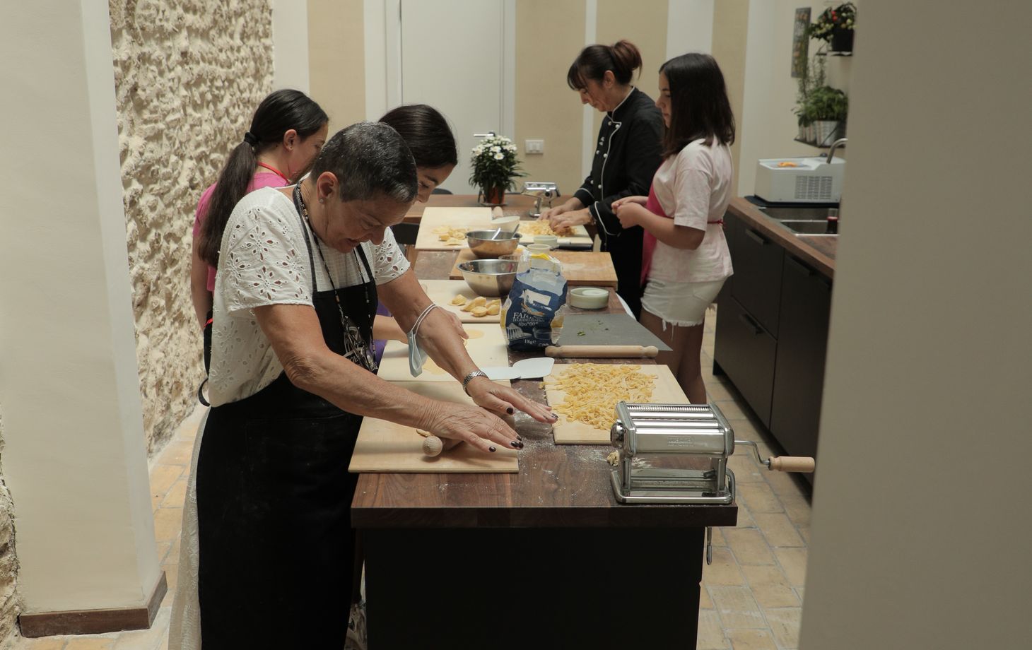Learn pasta, ravioli and gelato with a chef in Rome city center!