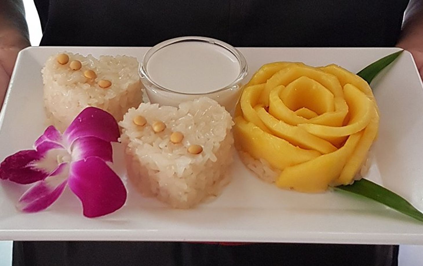 Choose Your Own Favorite Thai Dish Hands-on Authentic Thai Cooking Class with Local Market Tour