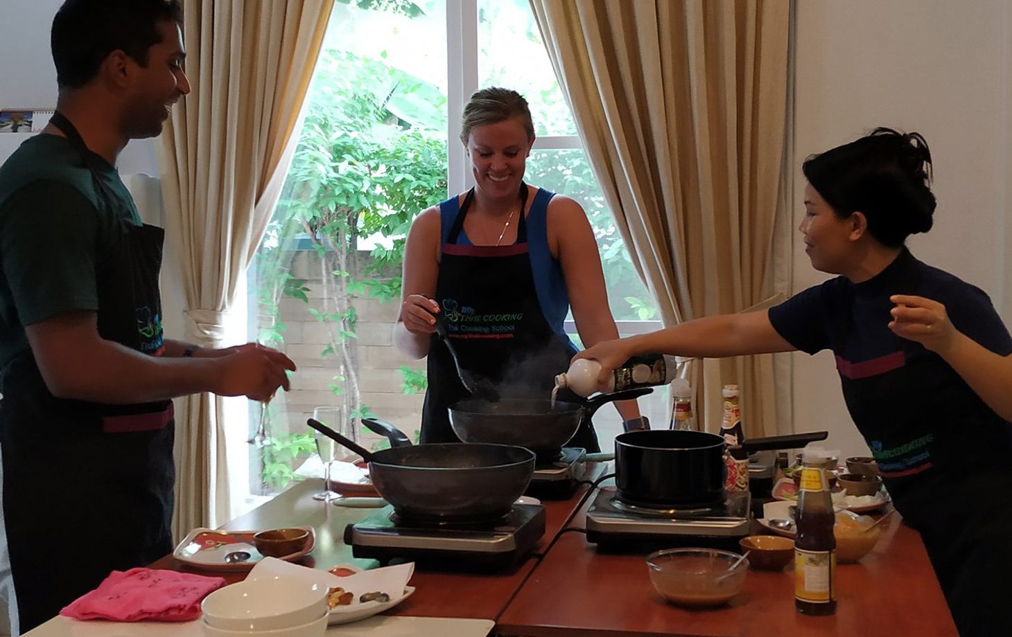 Choose Your Own Favorite Thai Dish Hands-on Authentic Thai Cooking Class with Local Market Tour