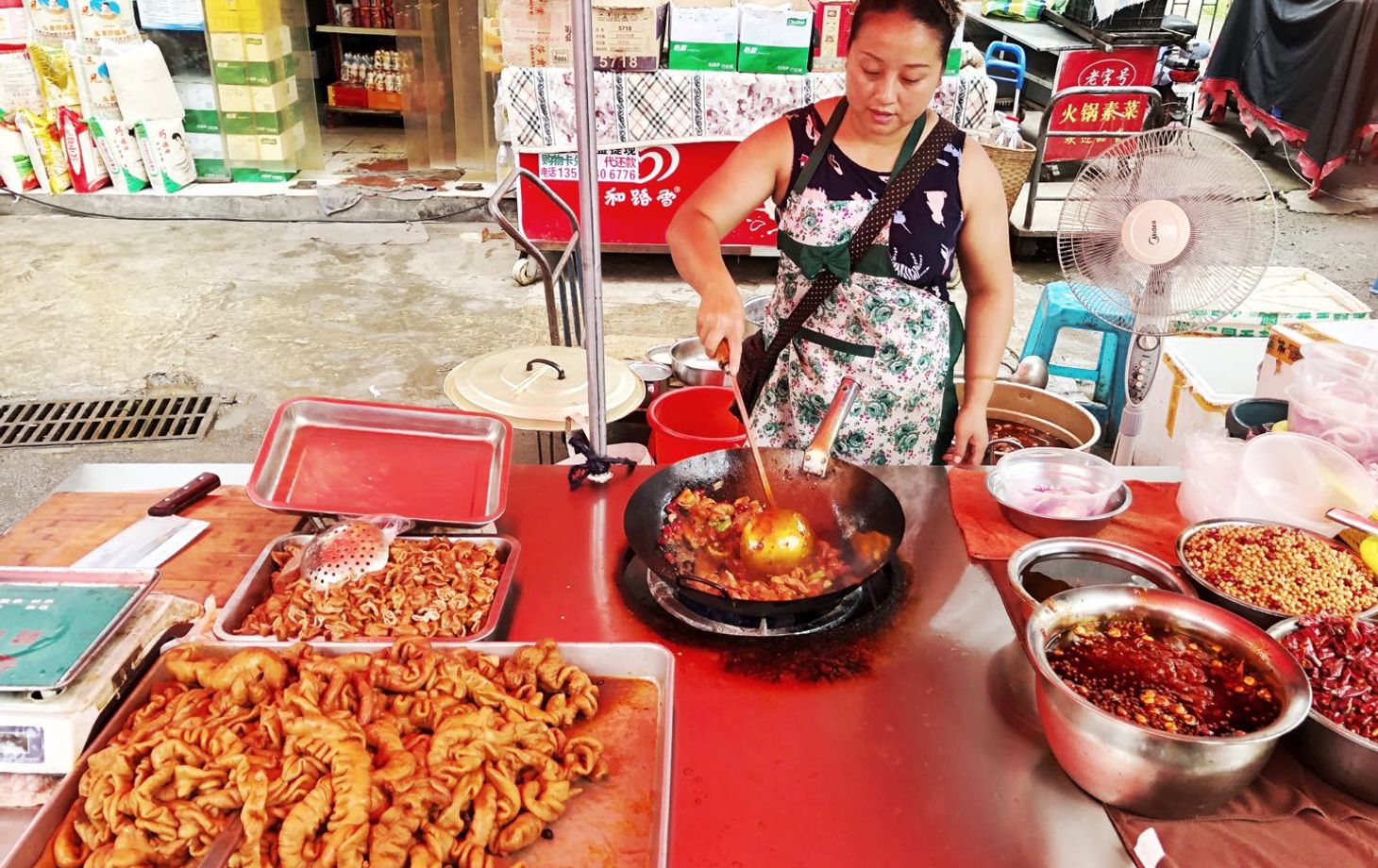 Escape to The Farm Market with Local Food