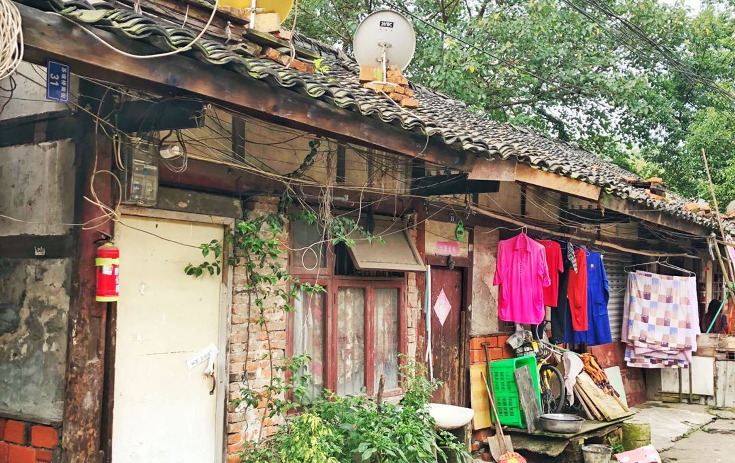 Escape to The Farm Market with Local Food
