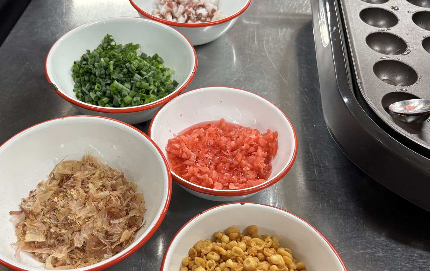 Let’s Have Fun Making Japan’s Famous Takoyaki in Nagoya!