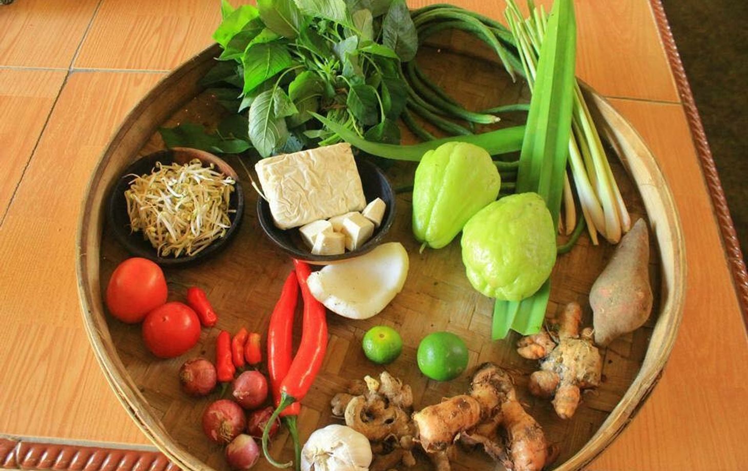 Exclusive Authentic Balinese Cooking in a Balinese Family Home