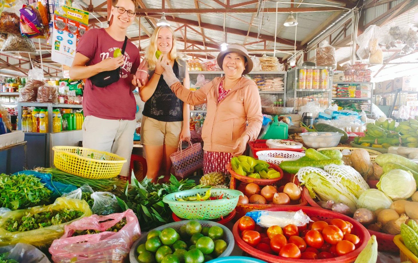 Spaziergang über den lokalen Markt, Korbfahrt und Kochkurs-Erlebnis