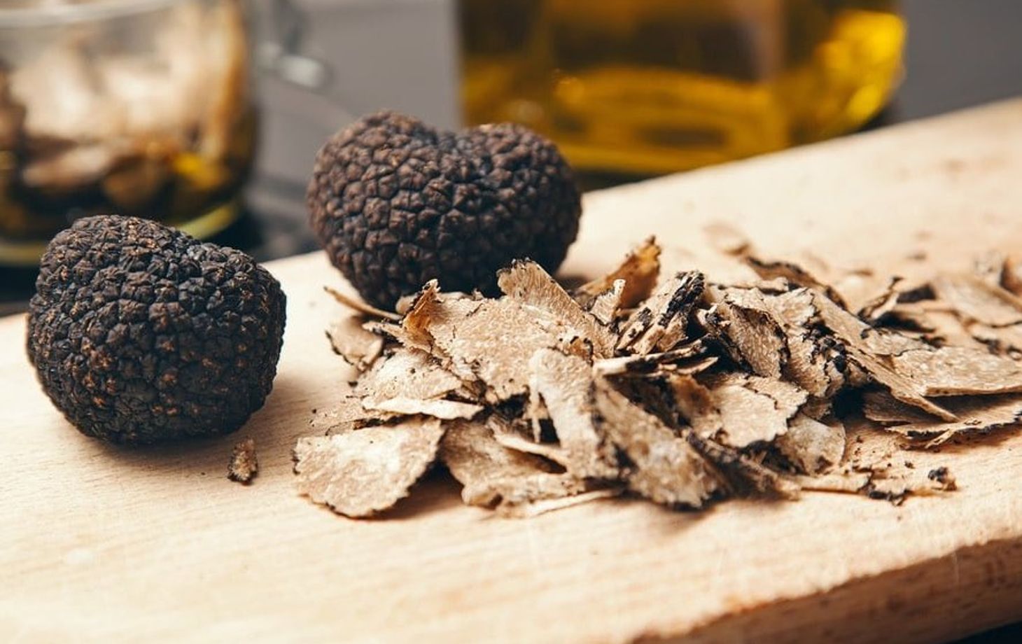 Chasse aux truffes et dégustation : un voyage sensoriel à travers la Toscane