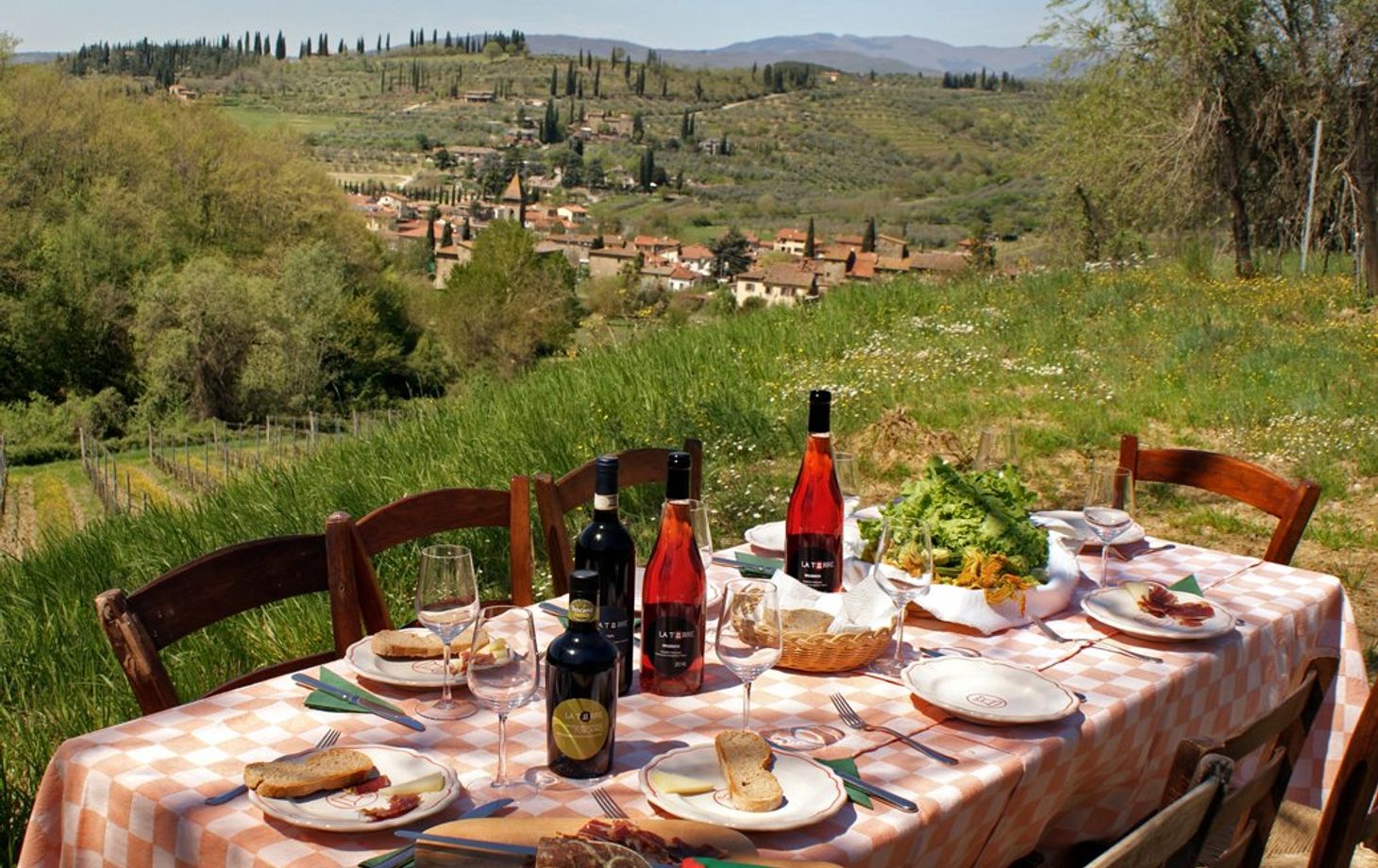 Chasse aux truffes et dégustation : un voyage sensoriel à travers la Toscane