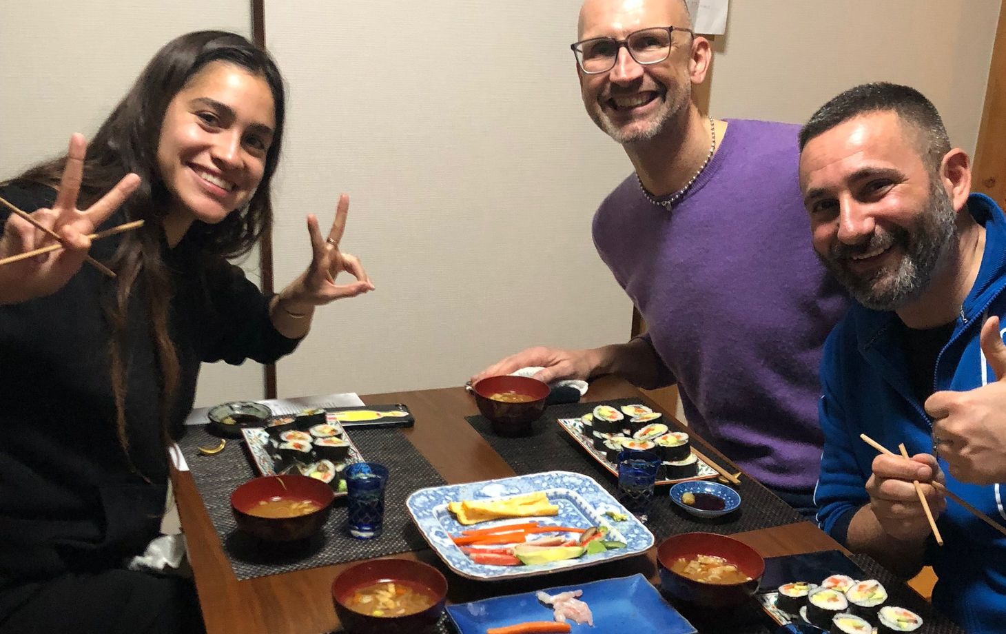 Make Rolled Sushi From Scratch