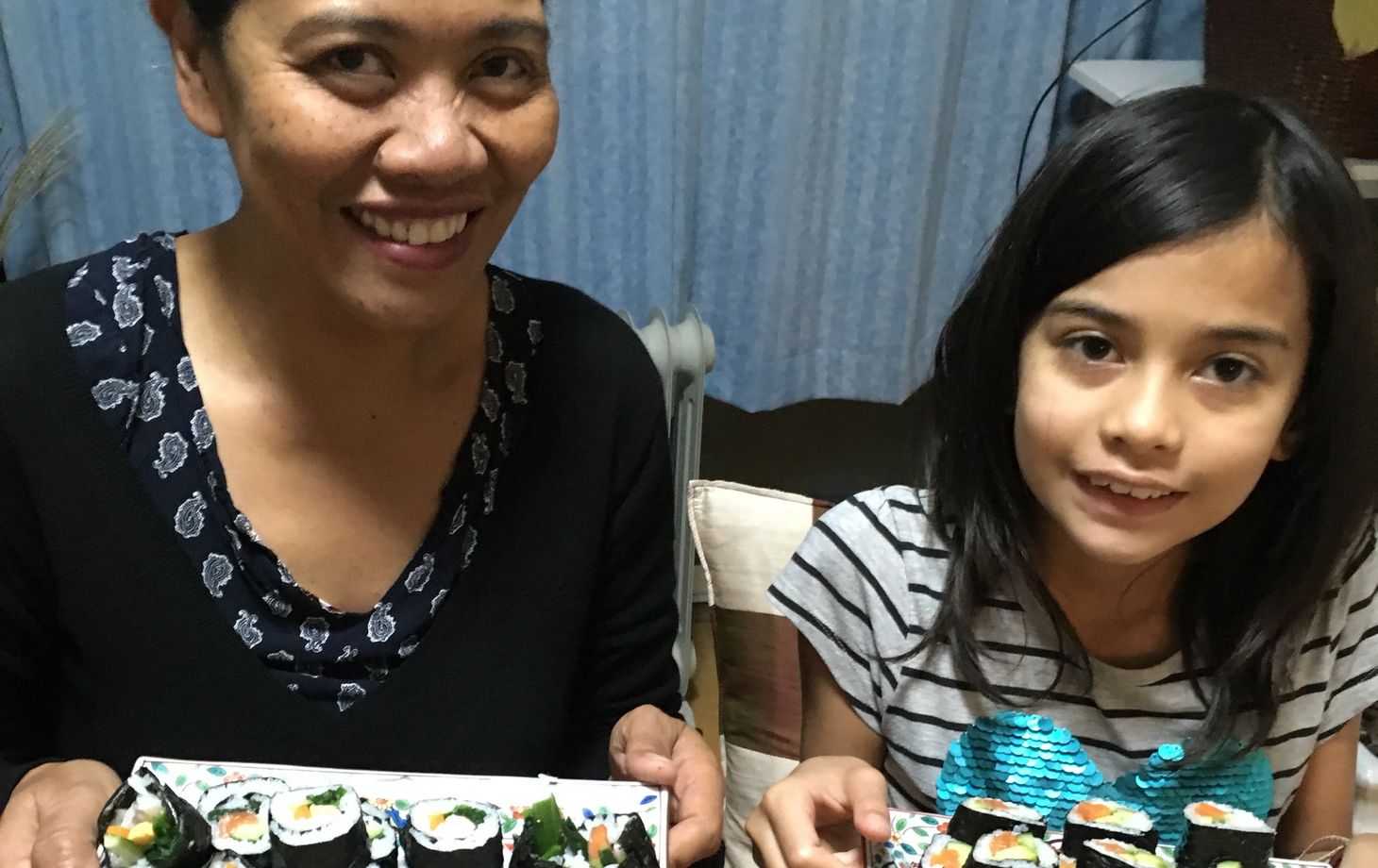 Make Rolled Sushi From Scratch