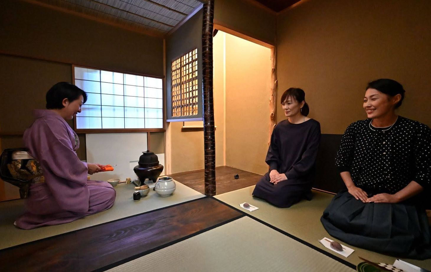 Local Home Visit Semi-Private Tea Ceremony at Authentic Tea Room
