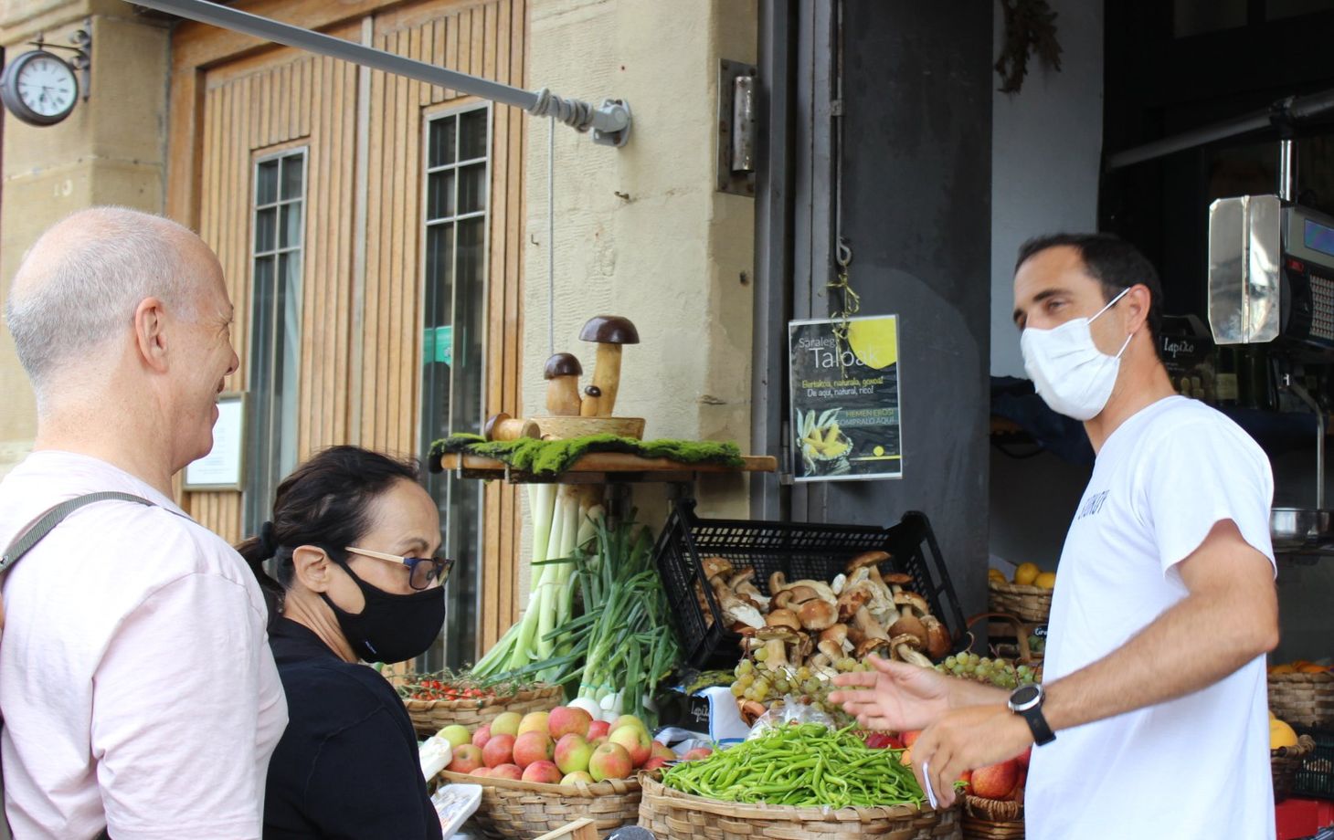 Market: Local and Seasonal