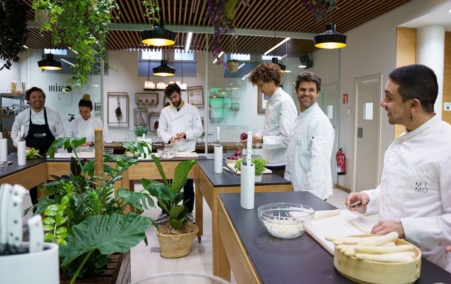 Market tour and fish and seafood cooking class