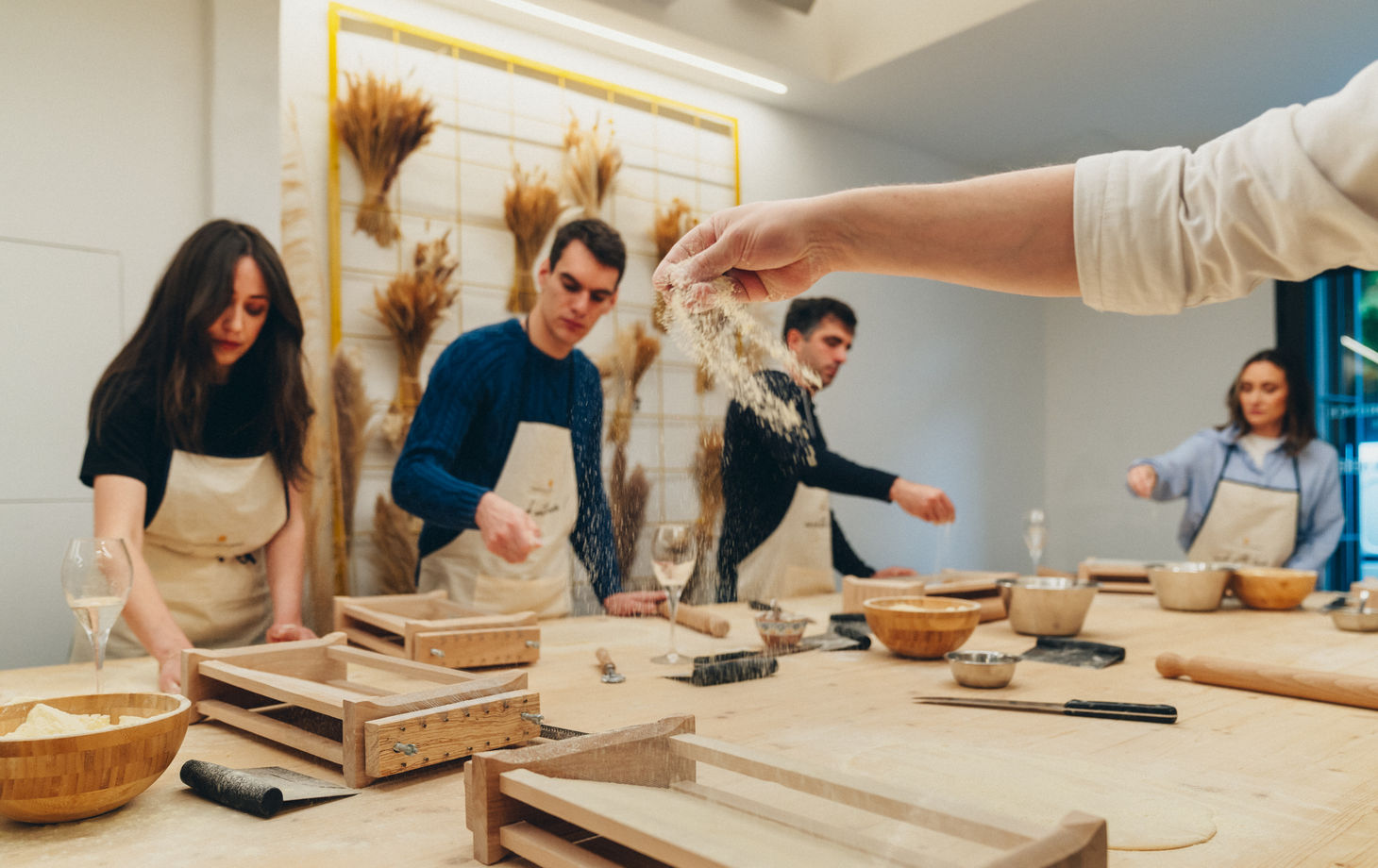 A True Taste of Florence: Market Tour, Artisan Pasta & Fine Wine