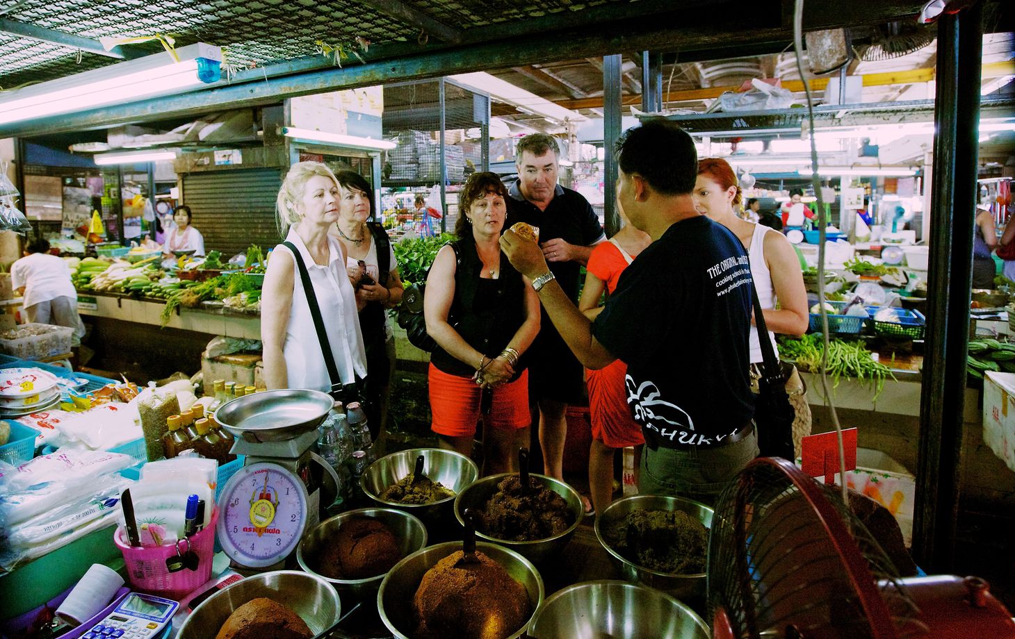 Seaside Cooking Class with Market Tour + Curry Pastes