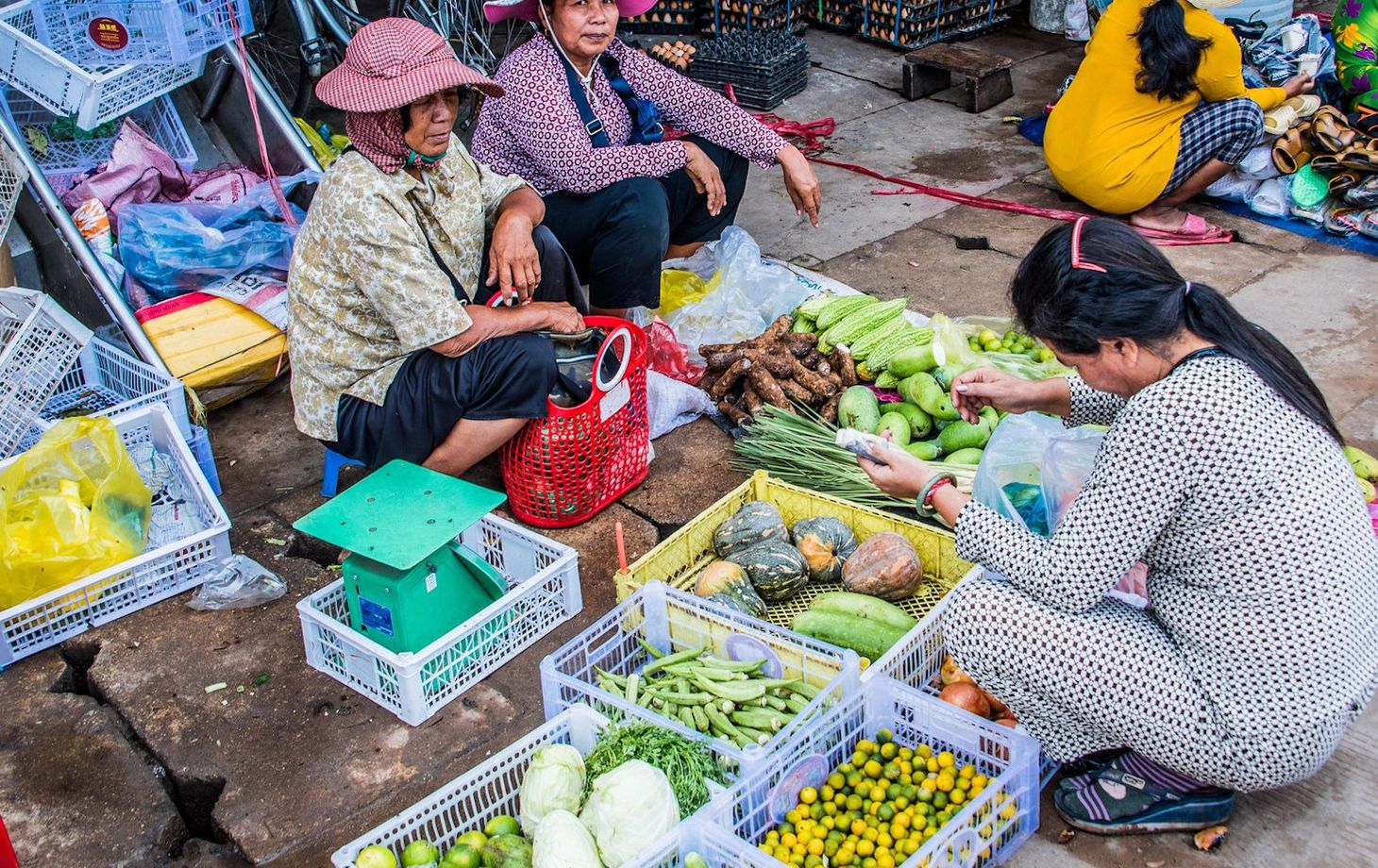 A Morning Market Tour with Culinary Experience in a Local Village