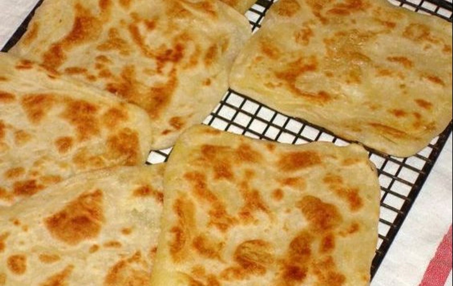 Moroccan Pastry Cooking Class with Souk Tour