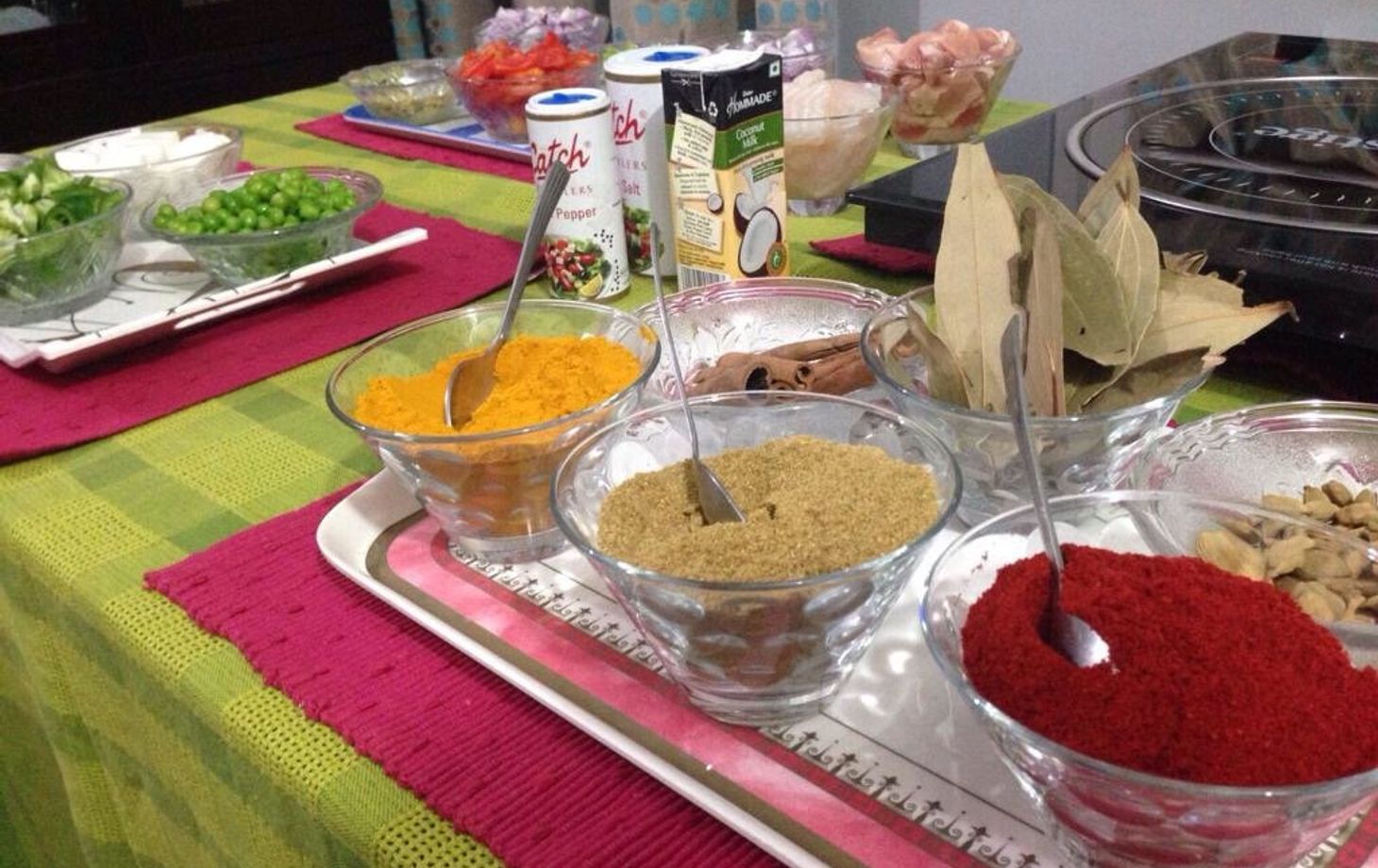 Mumbai Home Cooking Class: Hands-On Curry Making