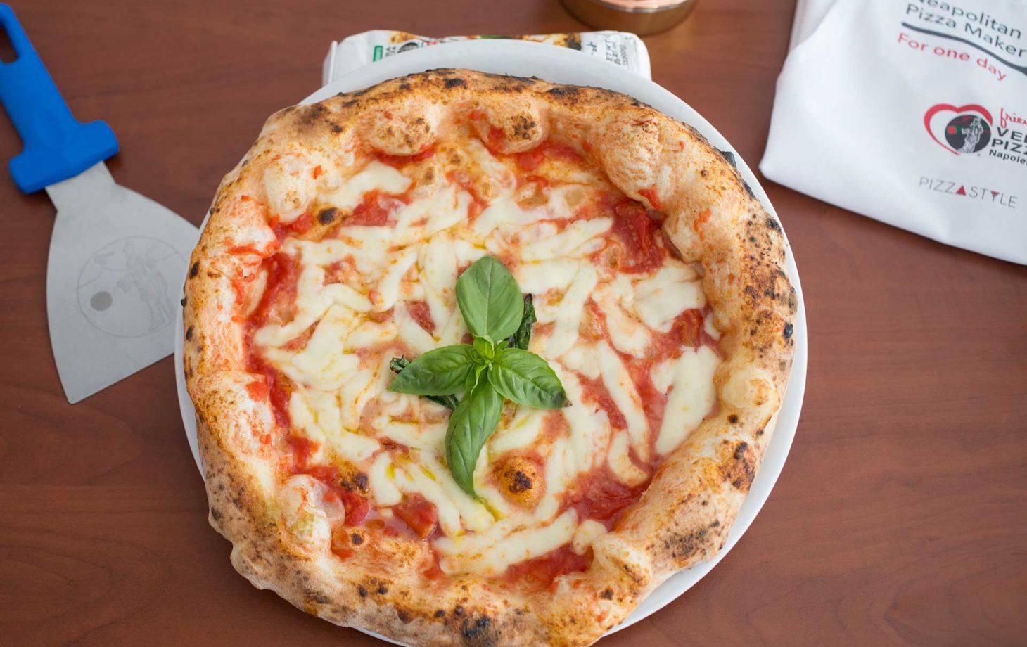 Learn to Make the Traditional Neapolitan Pizza