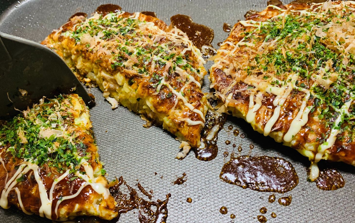 Homemade Okonomiyaki and Gyoza Culinary Class in Nagoya