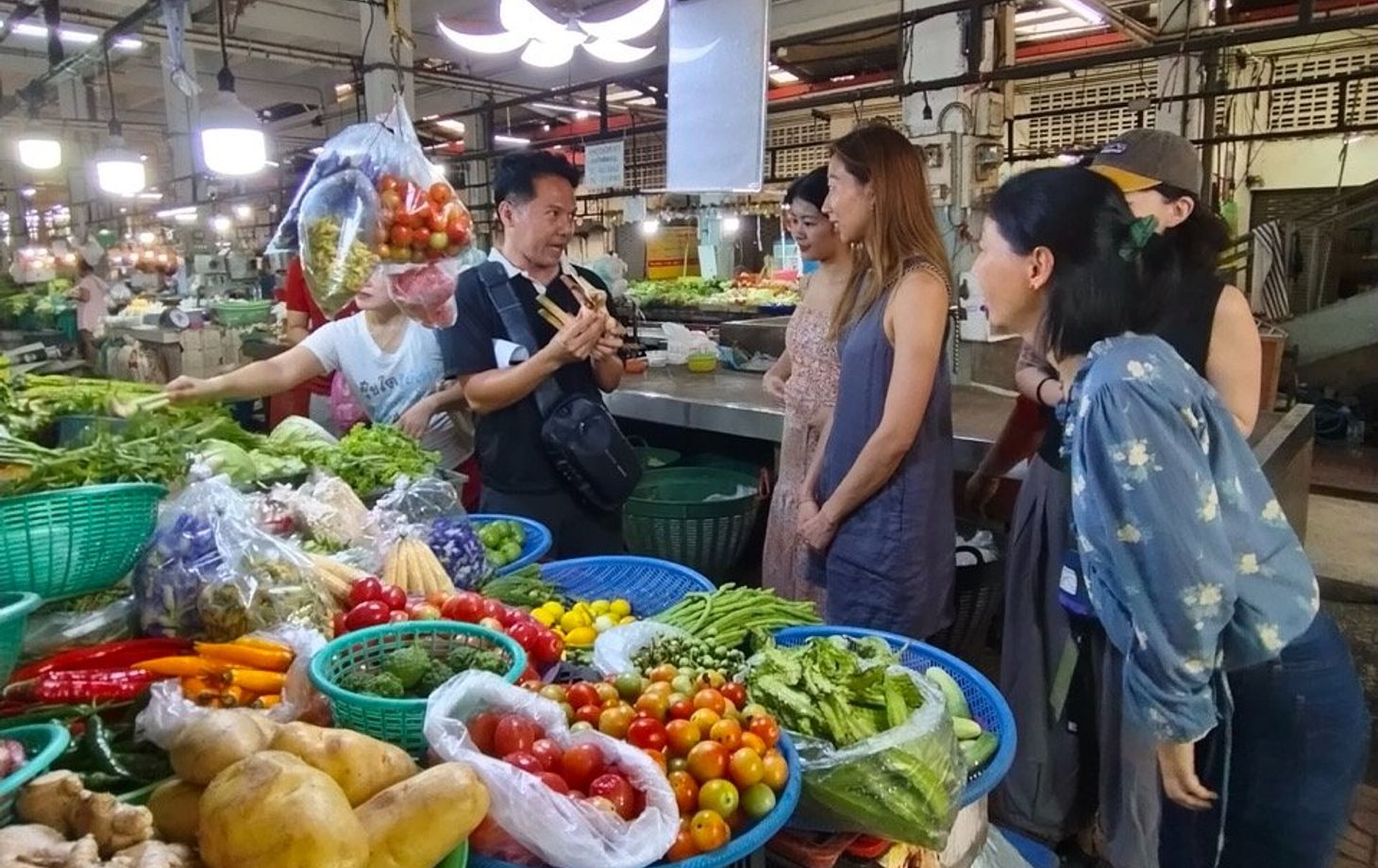 From Fresh Market to Wok: Thai Cooking with Locals in Bangkok