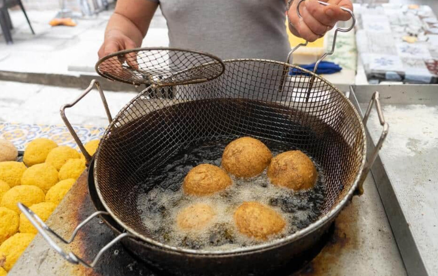 Palermo Evening Food & Wine Experience