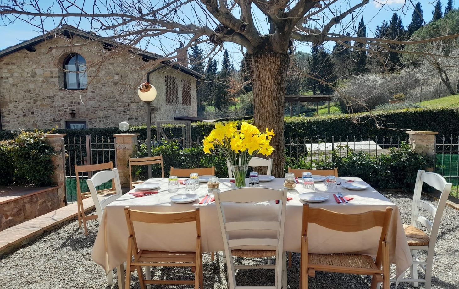 Tuscan Countryside Family-Style Cooking Class in Chianti with Wine
