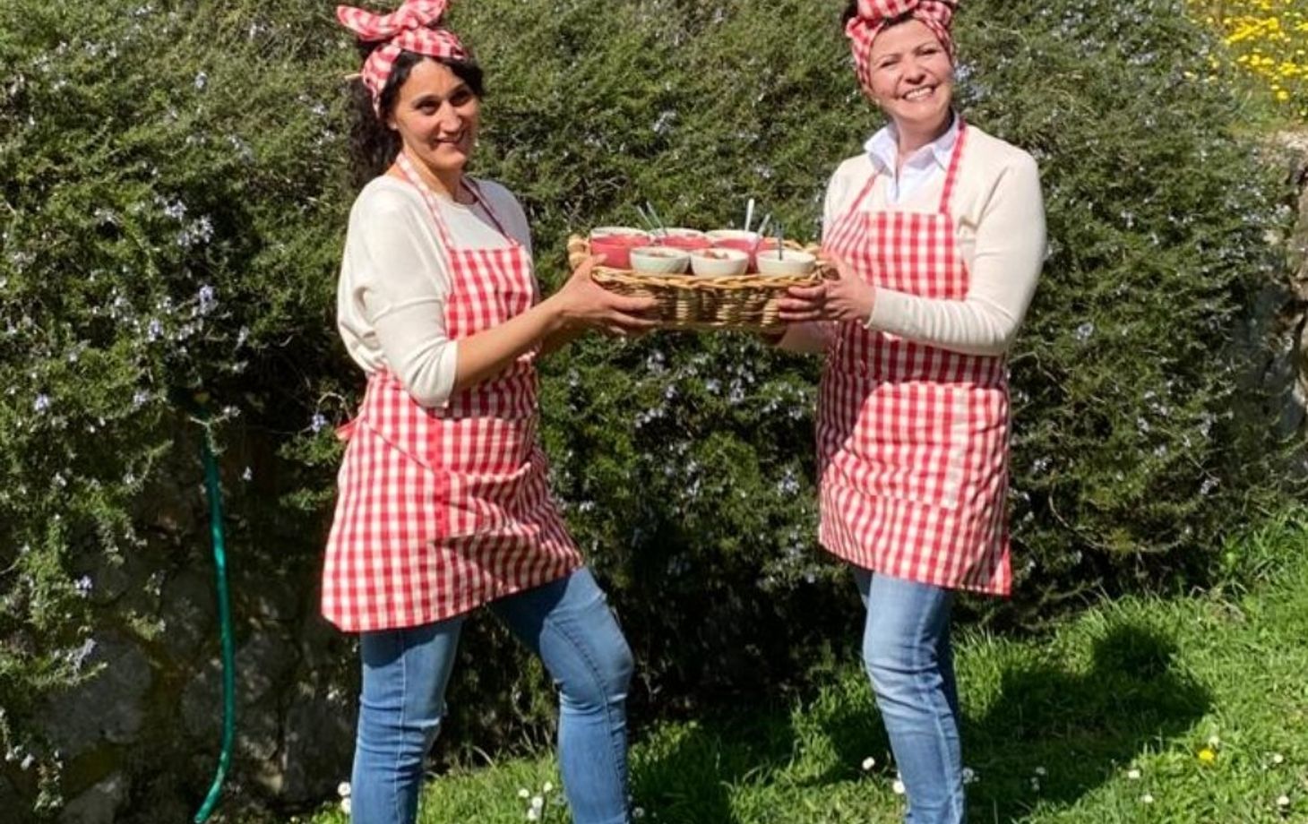 Tuscan Countryside Family-Style Cooking Class in Chianti with Wine