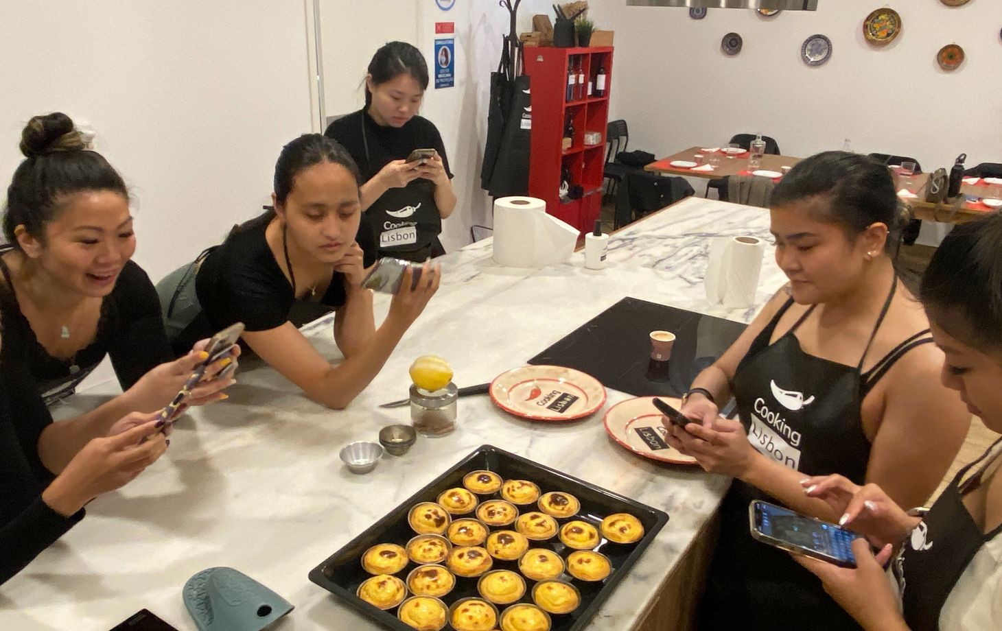 Pasteis de Nata Experience for a Morning Feast in Lisbon