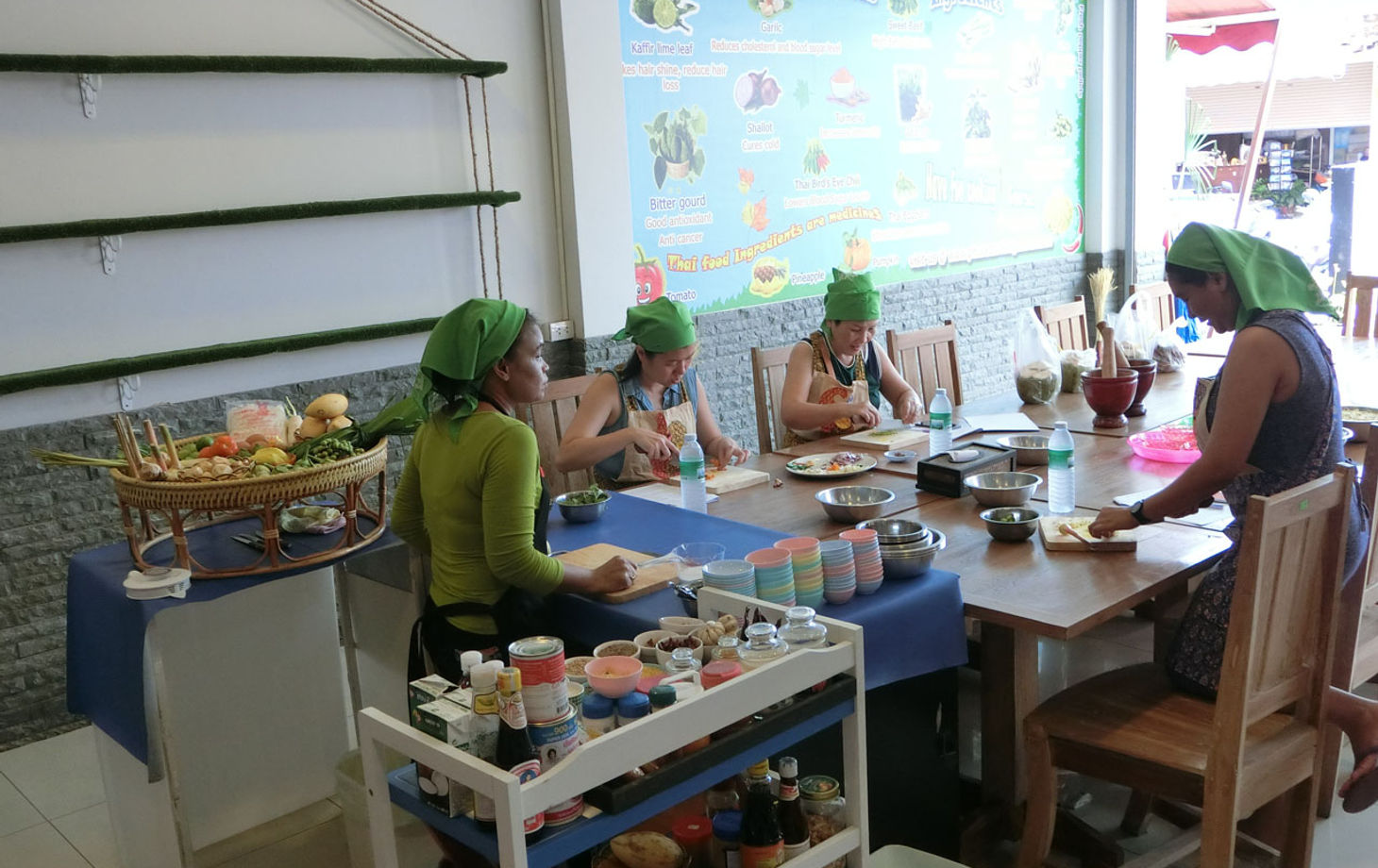 WOODDY KITCHEN