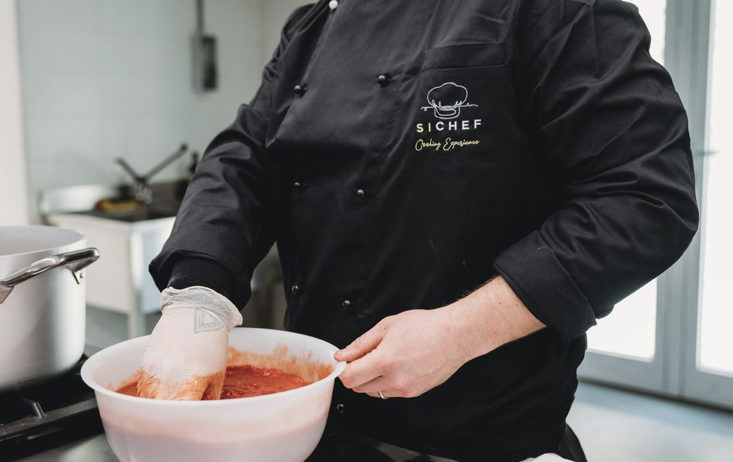 Pizza and Tiramisù Cooking Class with Lunch or Dinner