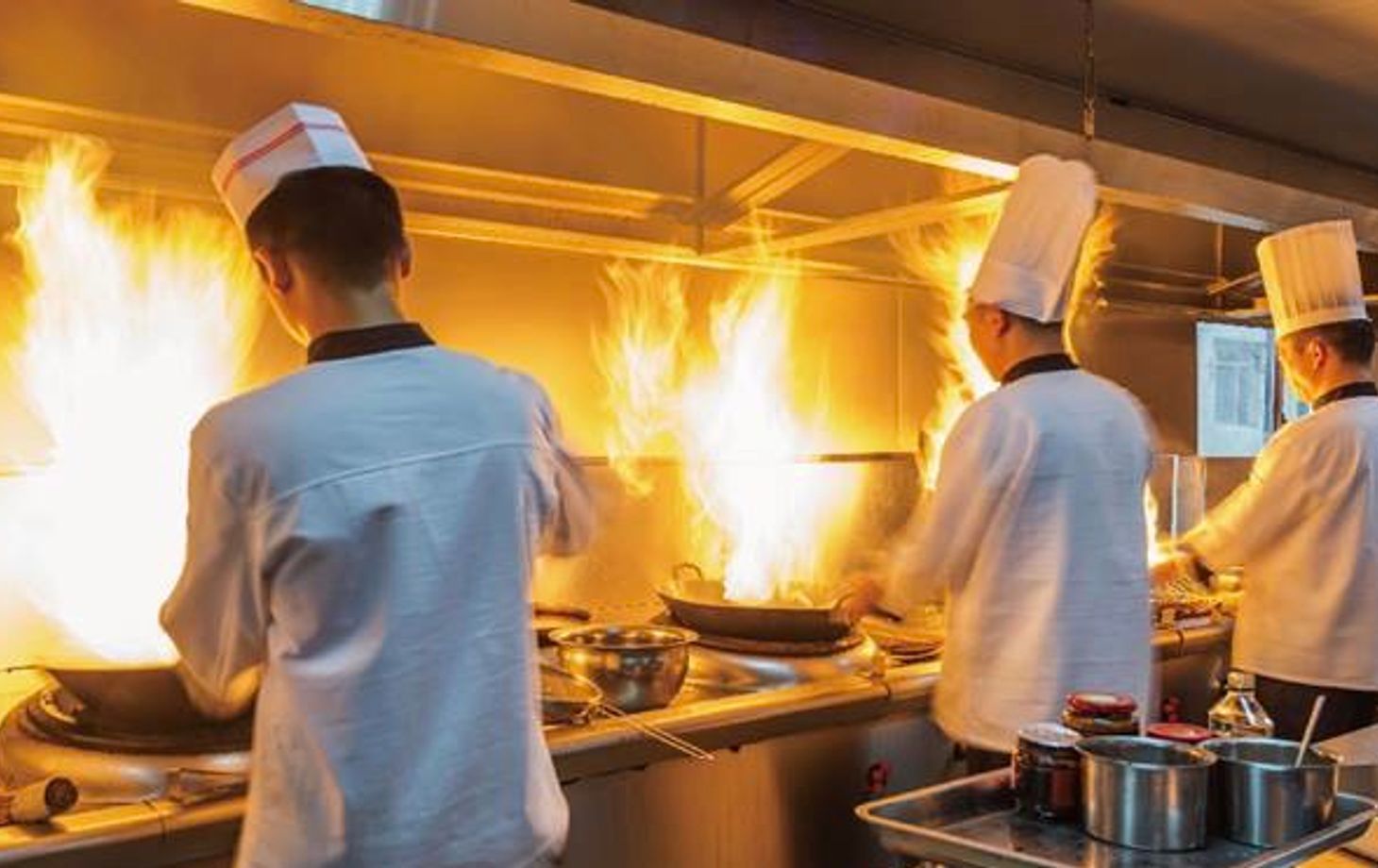 Cours privé de cuisine chinoise au wok avec un chef professionnel