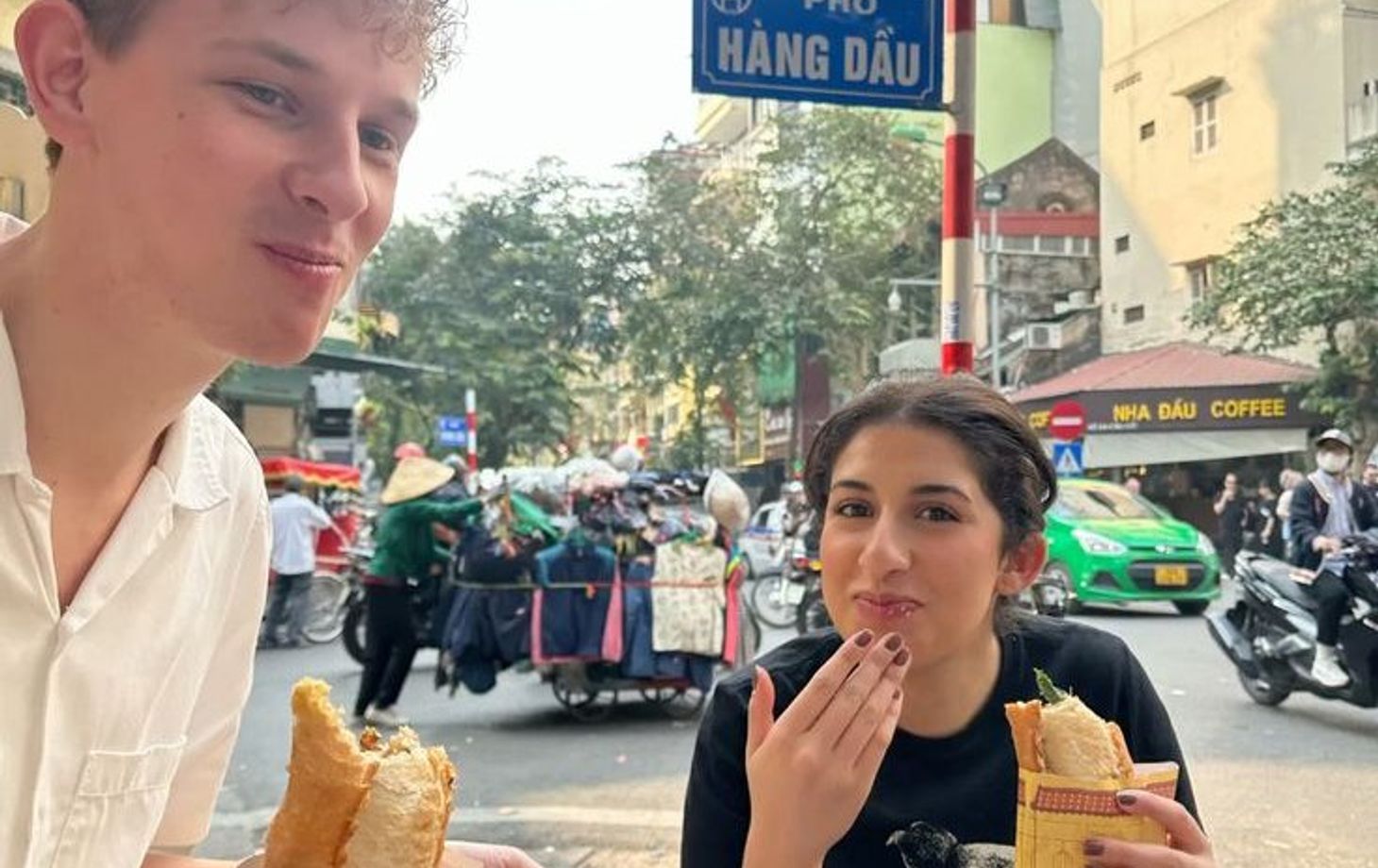 Hanoi Street Food Walking Tour Through Hidden Alleys and Local Life