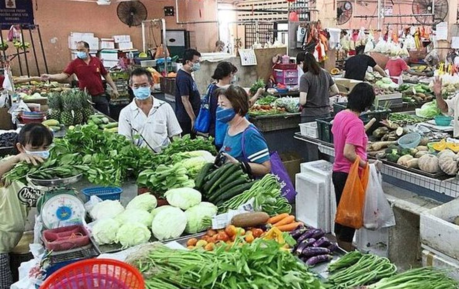 Private Market Visit and Cooking Class With A Professional Chef