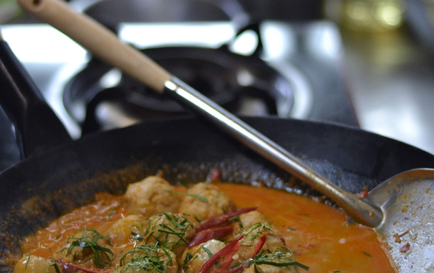 Private Market to Table Hands-on Cooking in Thai Home for Curious Home Cooks Solo Booking