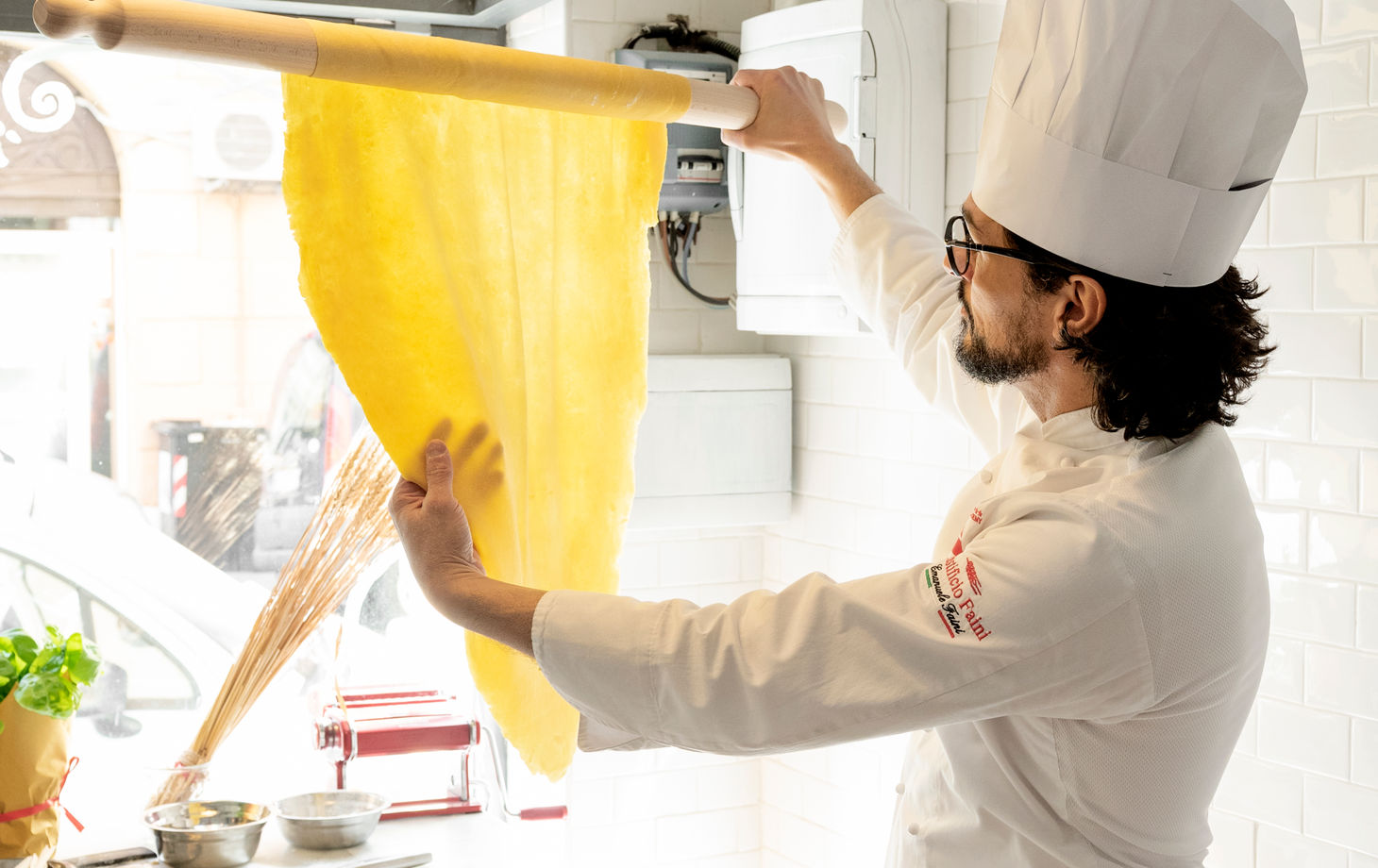 Professional Lab Pasta Experience in a Pastificio
