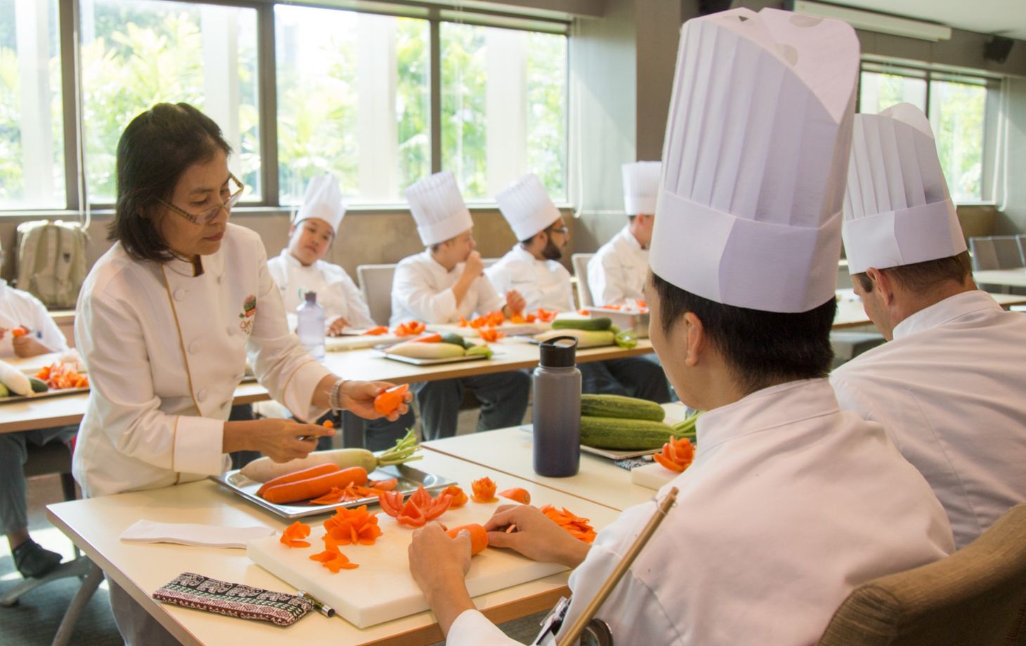 Professional Thai Fruit and Vegetable Carving Full Day Class