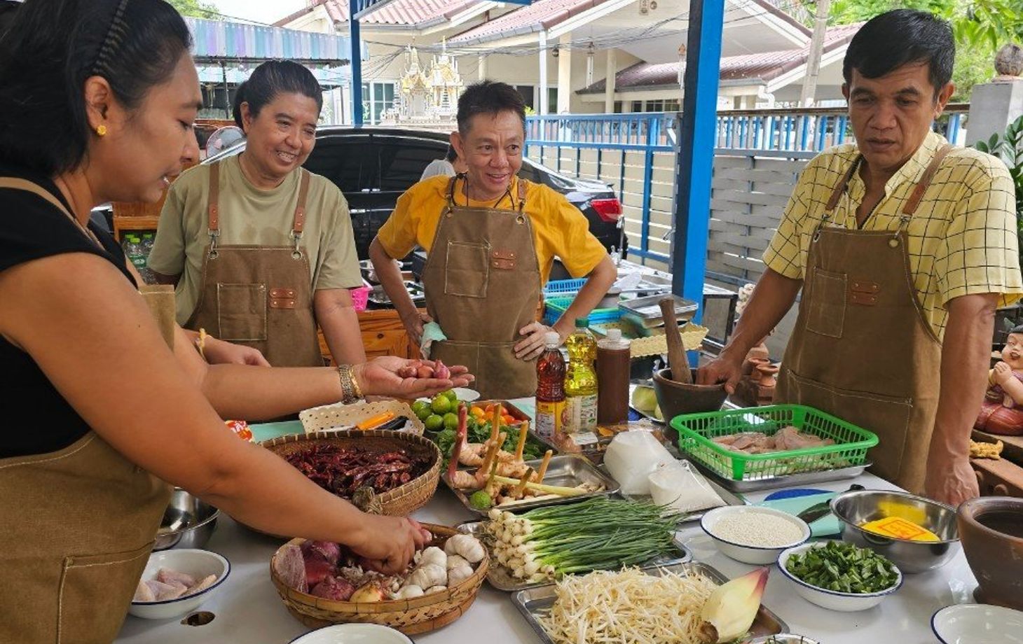 Cooking Experience with Market Tour and Experience Thai Herbal Tea Tasting