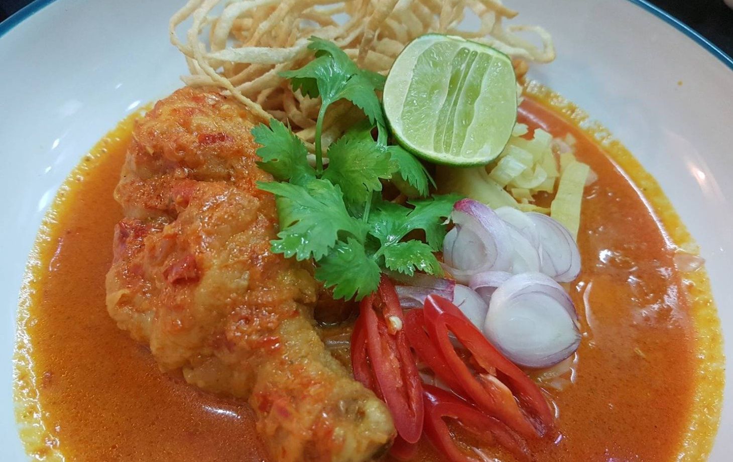 Thai Street Food Cooking Class & Market Tour in Sukhumvit